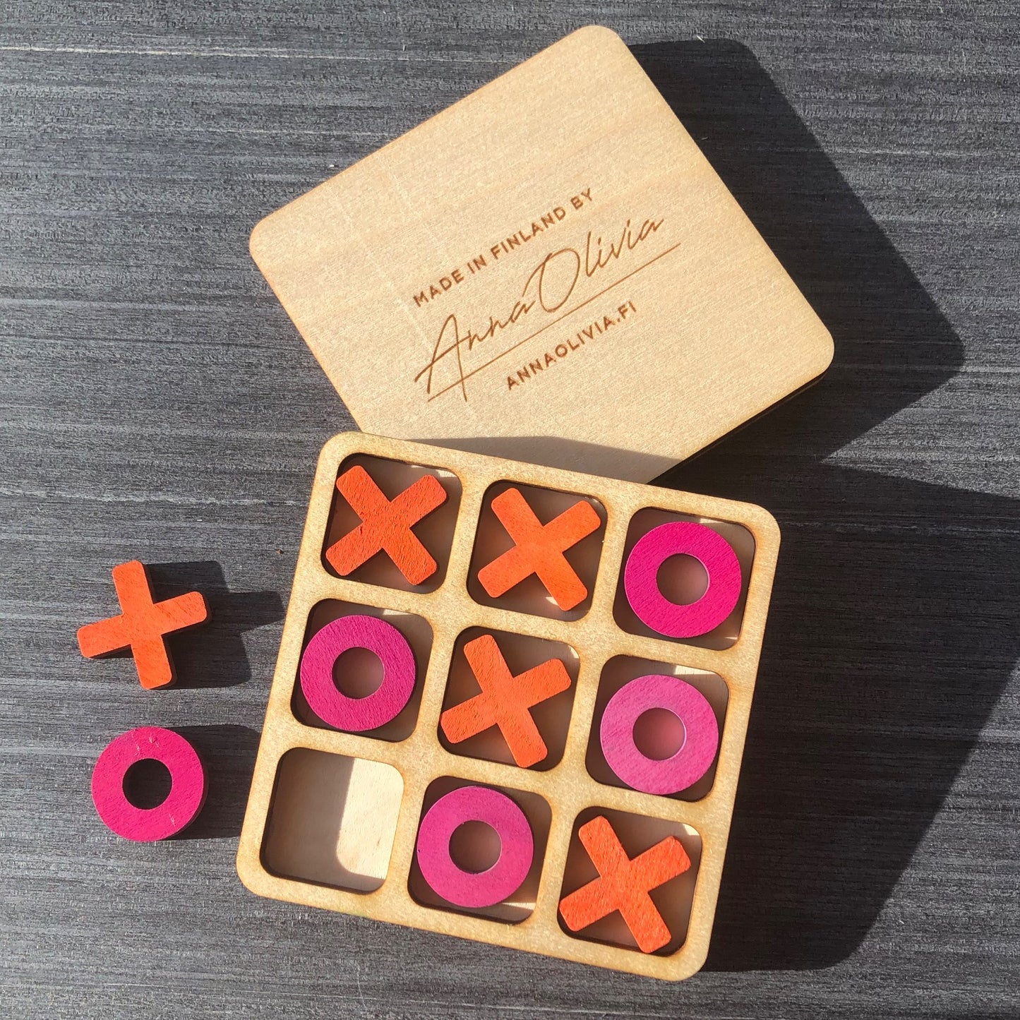 TIC TAC TOE PELI