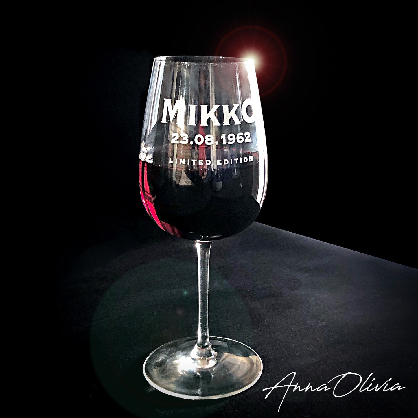 CUSTOM ENGRAVED WINE GLASS